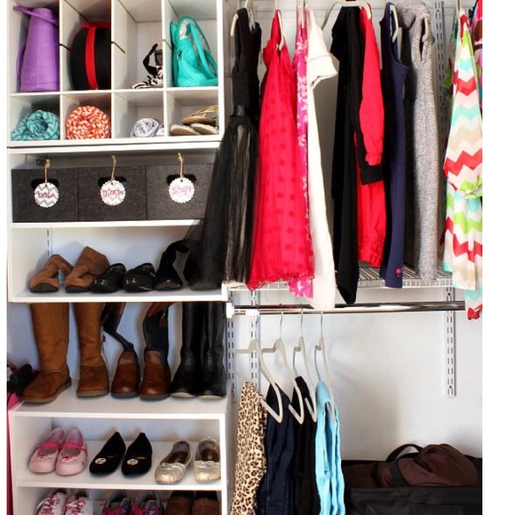 Women's Mystery FUN Box of Accessories & Jewelry - Picture 3 of 4